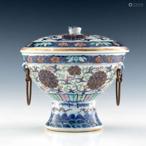A Chinese blue and white food warmer  Guangxu period 清光緒 ...
