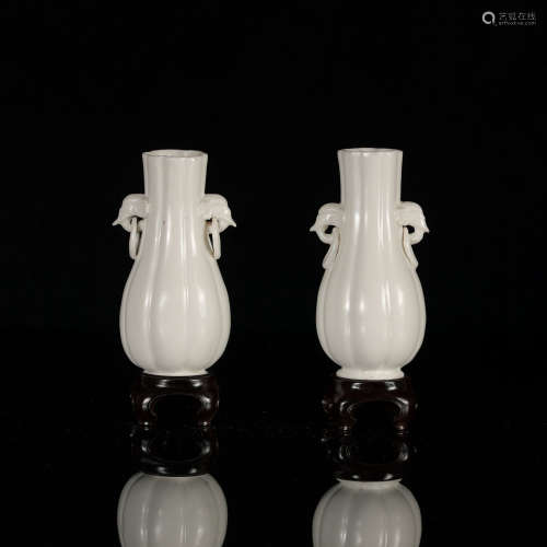 A pair of Chinese octagonal blanc de chine melon-form vases ...