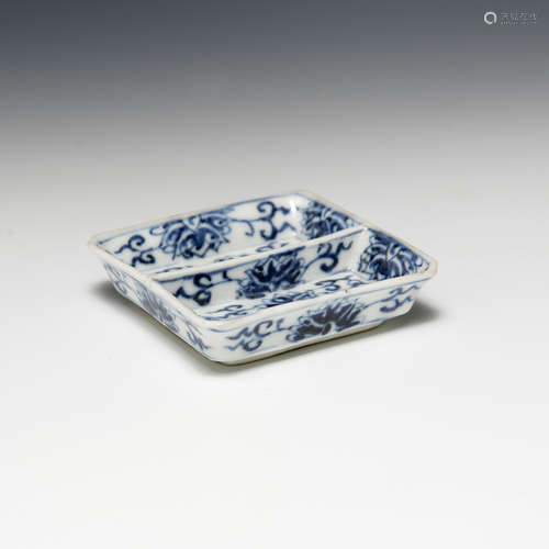 A Chinese blue and white porcelain divided dish  Guangxu per...