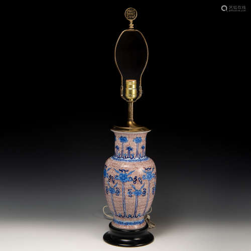 A Chinese blue and white and iron red vase  19th century 十九...