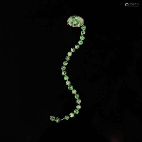 A Chinese jadeite necklace  19th century 十九世紀 翡翠珠鏈