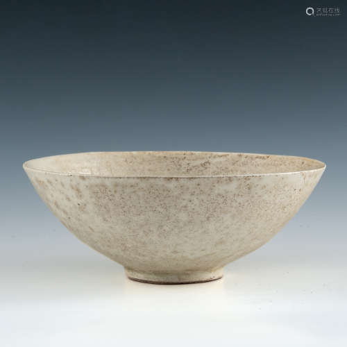 A Chinese Ding style bowl  18th/19th century 十八/十九世紀 仿...