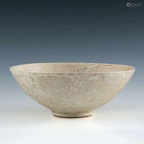 A Chinese Ding style bowl  18th/19th century 十八/十九世紀 仿...