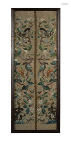 A Chinese silk embroidery panel  19th century十九世紀 花鳥繡...