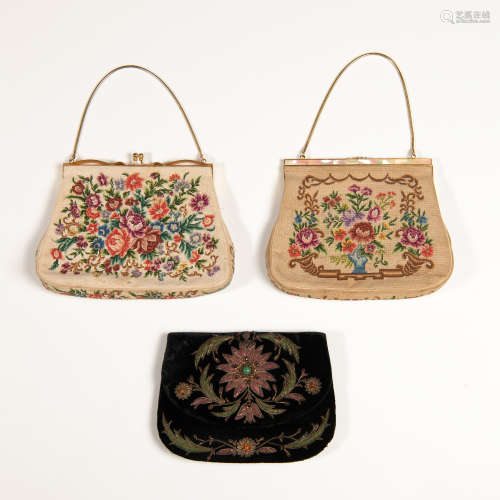 A group of three Chinese embroidered purses  early 20th cent...