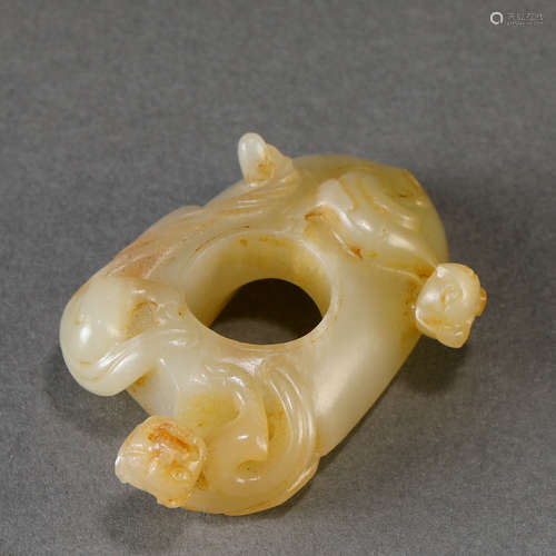 A Chinese Carved Jade Ornament