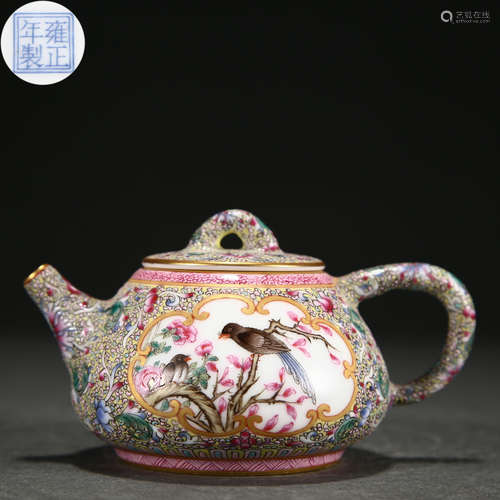 A Chinese Falangcai Floral and Bird Teapot