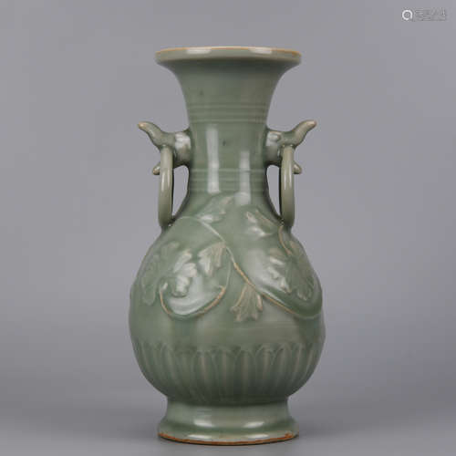 A Longquan Celadon Glaze Vase