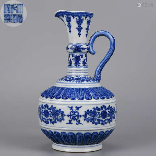 A Blue and White Floral Ewer Qing Dynasty