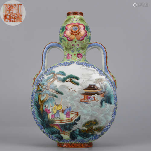 A Famille Rose Landscape Double Gourds Vase Qing Dynasty