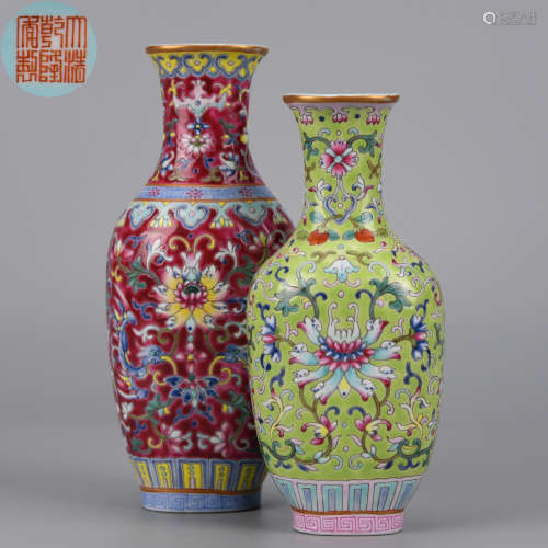 A Famille Rose Conjoined Vase Qing Dynasty