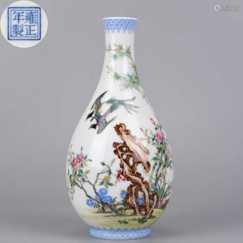 A Falangcai Bottle Vase Qing Dynasty