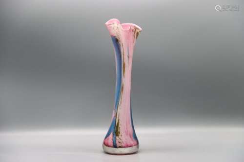 Vase en verre de Murano coloré dans les tons roses, bel état...