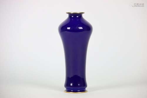 Sèvres : Vase en porcelaine bleu de four daté 1902. Hauteur ...