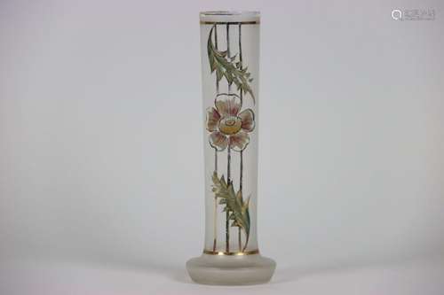 ART NOUVEAU. Vase rouleau début XXème à piédouche à décor ém...