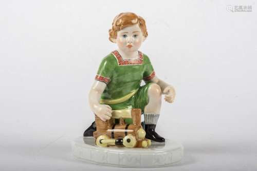 MEISSEN FIGUR Kind mit Lokomotive