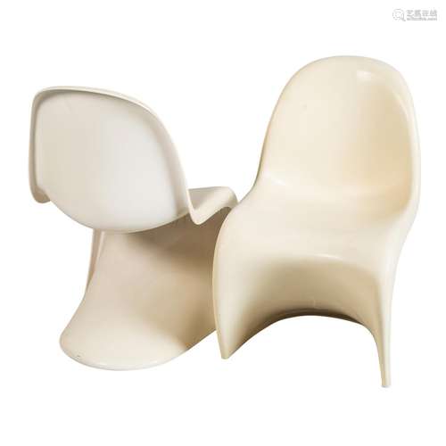 VERNER PANTON, zwei "Panton-Chairs"