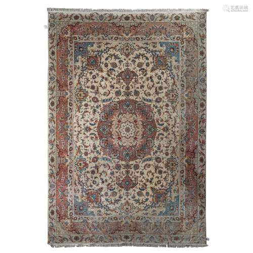 Orientteppich mit Seide. ISFAHAN/PERSIEN, 20. Jh., 360x250 c...