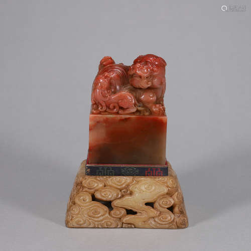 A Shoushan soapstone lion seal