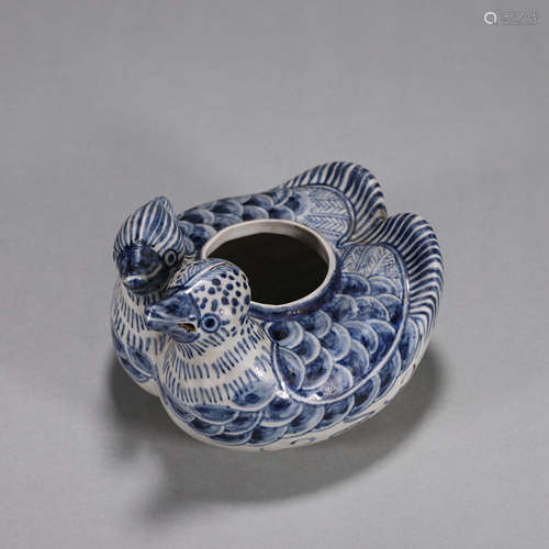 A blue and white porcelain mandarin duck shaped water pot