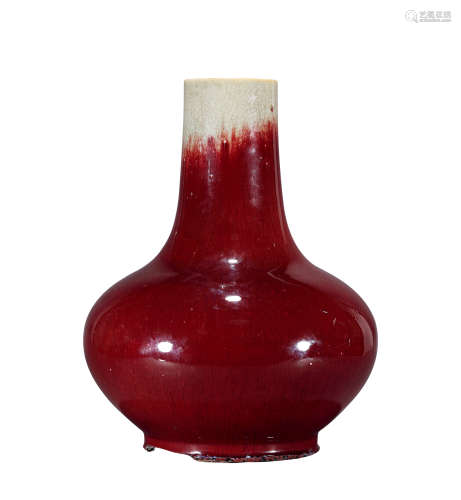 清乾隆 红釉天球瓶
