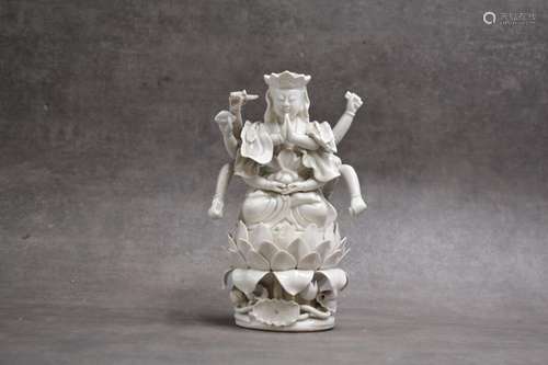 INDE. Divinité en porcelaine de Guanyin, br