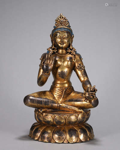 A gilding copper Tibetan Guanyin bodhisattva statue