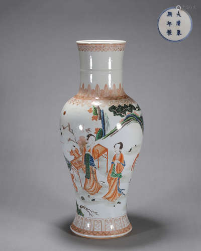 A famille rose figure porcelain vase