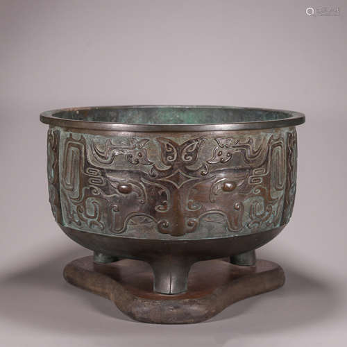 A taotie patterned copper censer