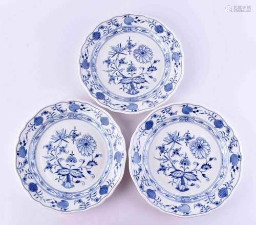 3 Dinner Plates Meissen