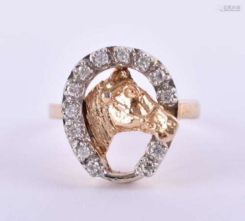 Ladies diamond shoe ring