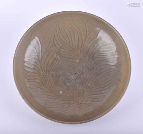 Celadon bowl China 12th - 15th century