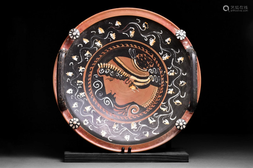 GREEK APULIAN RED-FIGURED PATERA