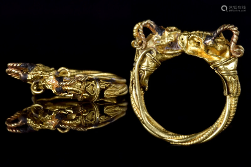 GREEK GOLD RING WITH RAM HEADS