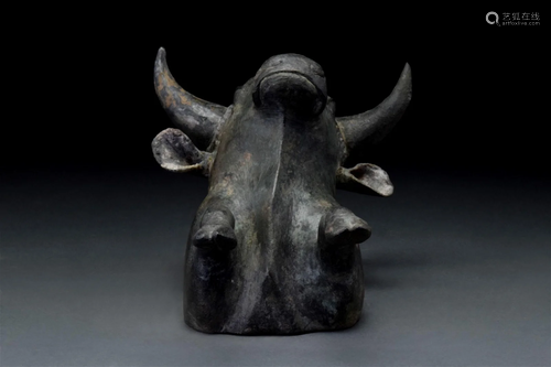 LARGE ROMAN BRONZE BULL PROTOME