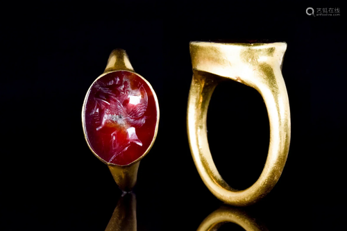 ROMAN GOLD RING WITH BACCHUS AND SILENUS COMBINATION