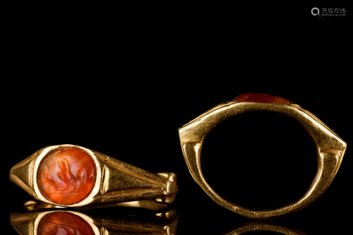 ROMAN GOLD RING WITH ROOSTER AND MOUSE