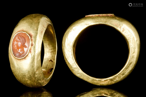 ROMAN GOLD INTAGLIO RING WITH PORTRAIT