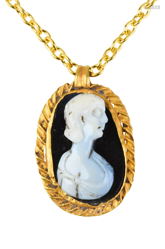 STUNNING ROMAN GOLD AND SARDONYX CAMEO PENDANT WITH JULIA DO...