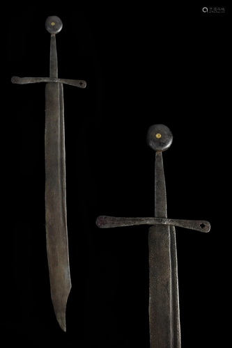 MEDIEVAL CRUSADERS IRON SWORD