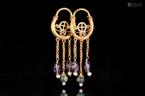 BYZANTINE GOLD EARRINGS WITH AMETHYSTS, EMERALDS AND PEARLS