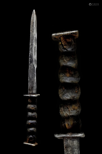 MEDIEVAL IRON STILETTO DAGGER