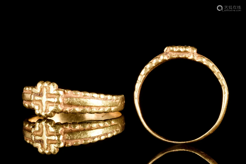 BYZANTINE GOLD RING WITH CROSS