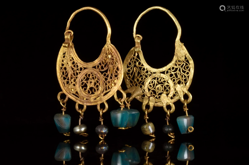 BYZANTINE GOLD PAIR OF EARRINGS WITH STONE BEADS