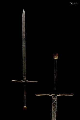 MEDIEVAL IRON DAGGER