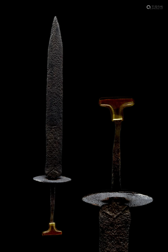 MEDIEVAL IRON DAGGER