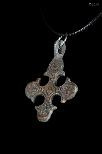 VIKING ERA BRONZE CROSS PENDANT