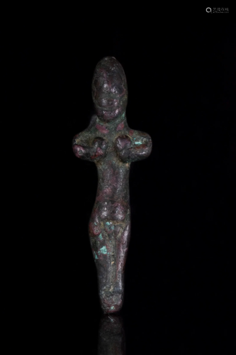 WESTERN ASIATIC BRONZE FIGURINE OF A FERTILITY GODDESS