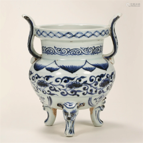 Ming Dynasty, Blue and White Flower Incense Burner