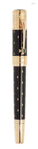 MONTBLANC FOUNTAIN PEN “QUEEN ELISABETH I”.Body in lacquered...